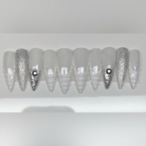 White croc/French press on nails